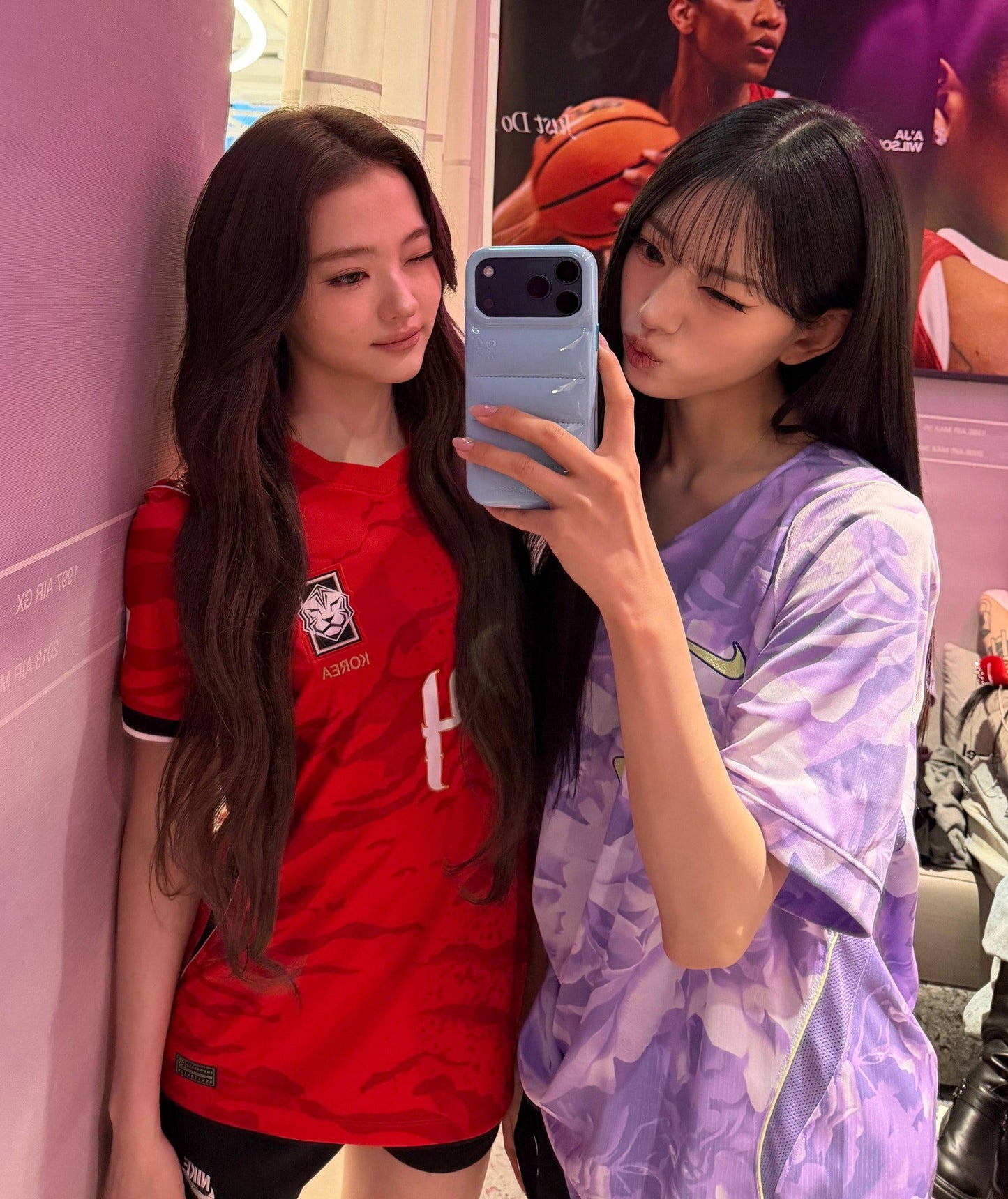Meovv Korea Soccer Jersey // Red