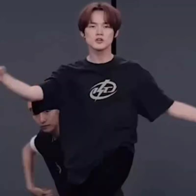 NCT Dream ISTJ Dance T-Shirt