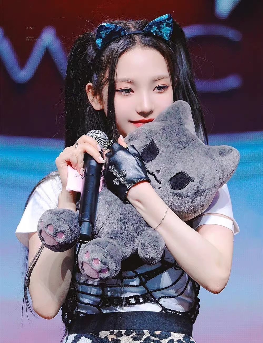 AESPA Idollookbook aespa-idollookbook