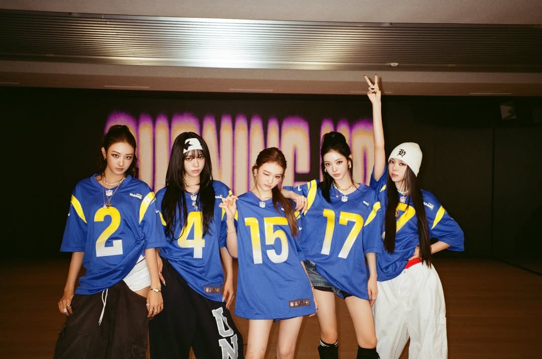 Meovv Los Angeles Jersey