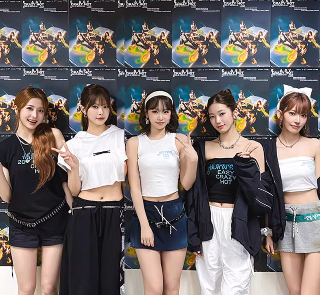 Le Sserafim Easy Crazy Hot Cropped T-Shirt