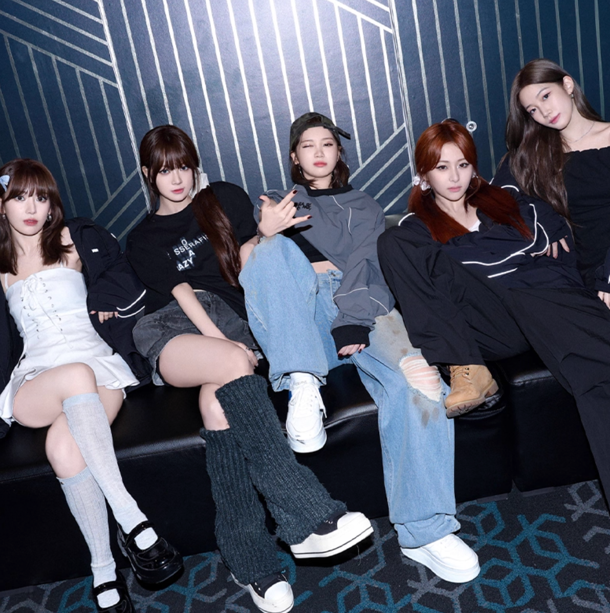 Le Sserafim 2025 Easy Crazy Hot Cropped T-Shirt