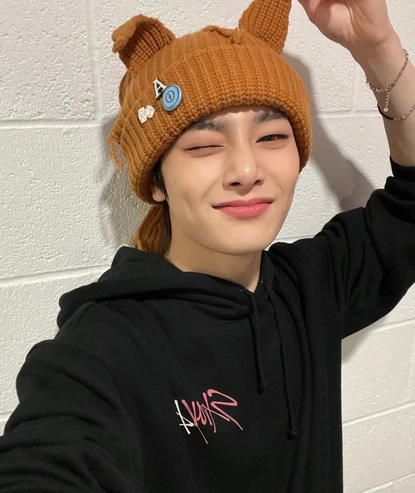 Stray Kids Chunky Knit Fox Beanie