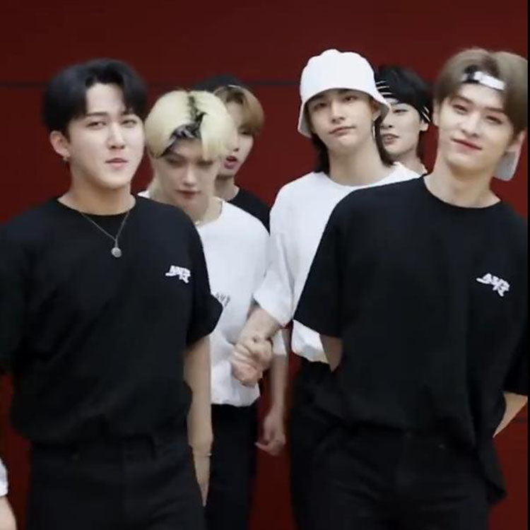 Stray Kids No Easy T-Shirt