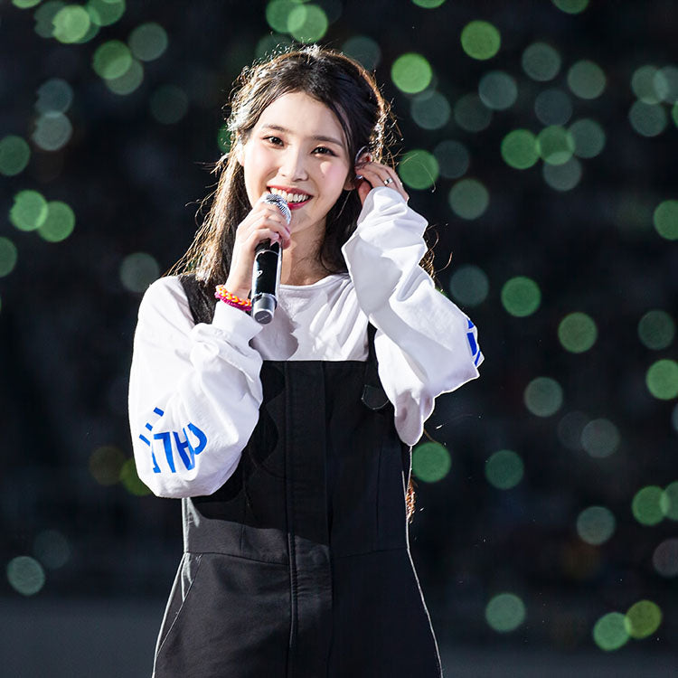 IU The Golden Hour Concert Crewneck